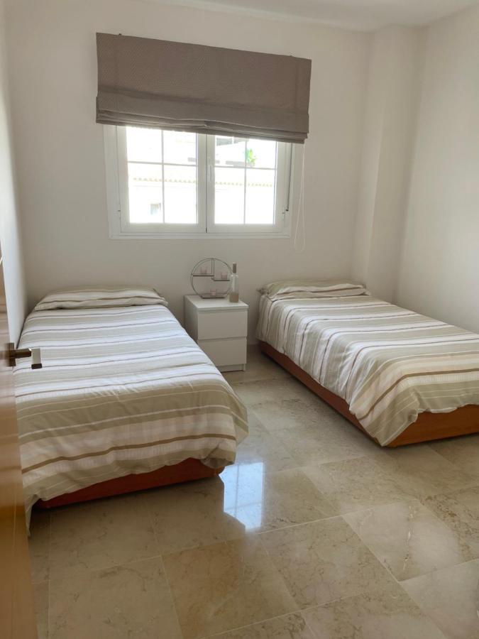 Apartament Residencial Duquesa San Luis de Sabinillas Zewnętrze zdjęcie